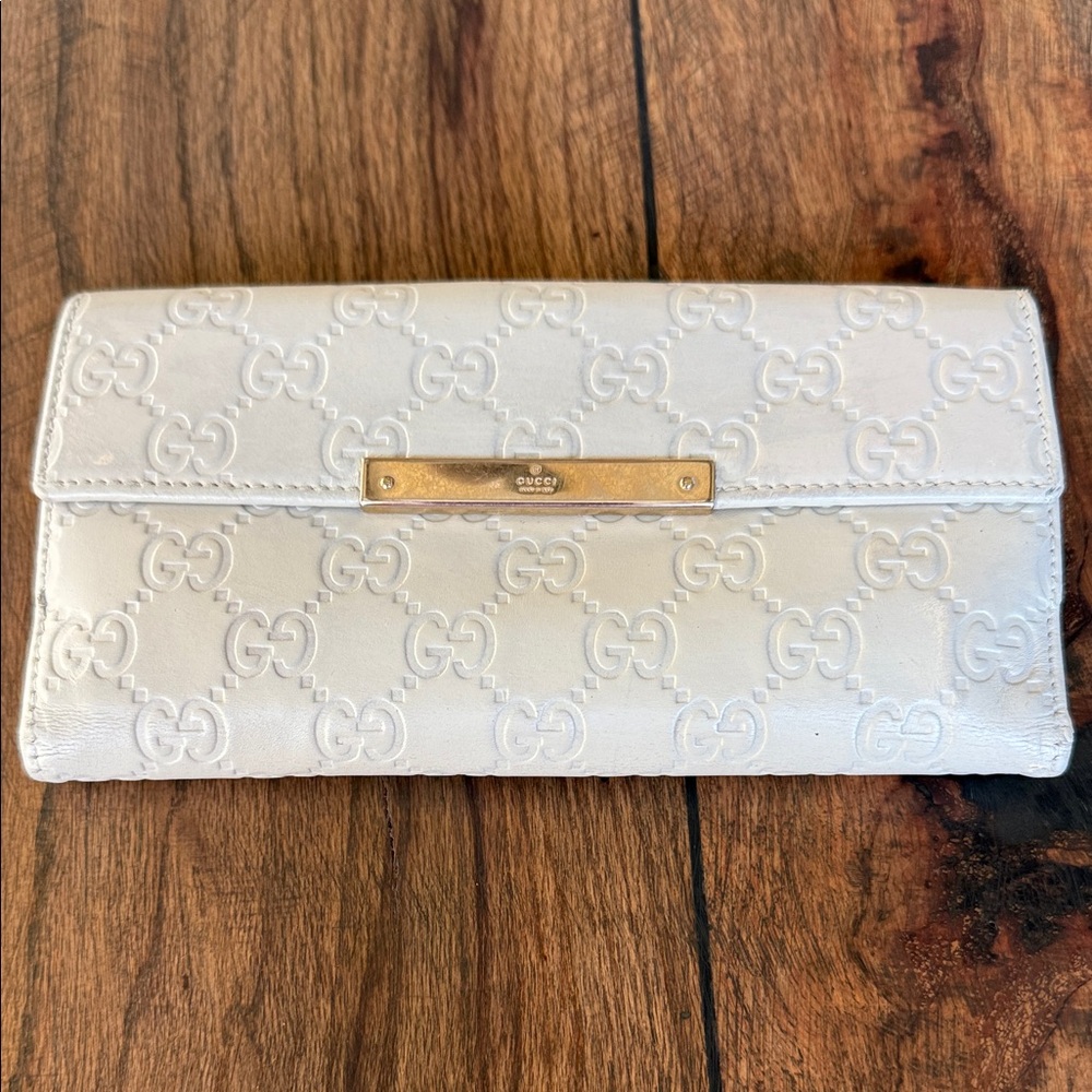 Gucci Ivory Embossed Leather Wallet